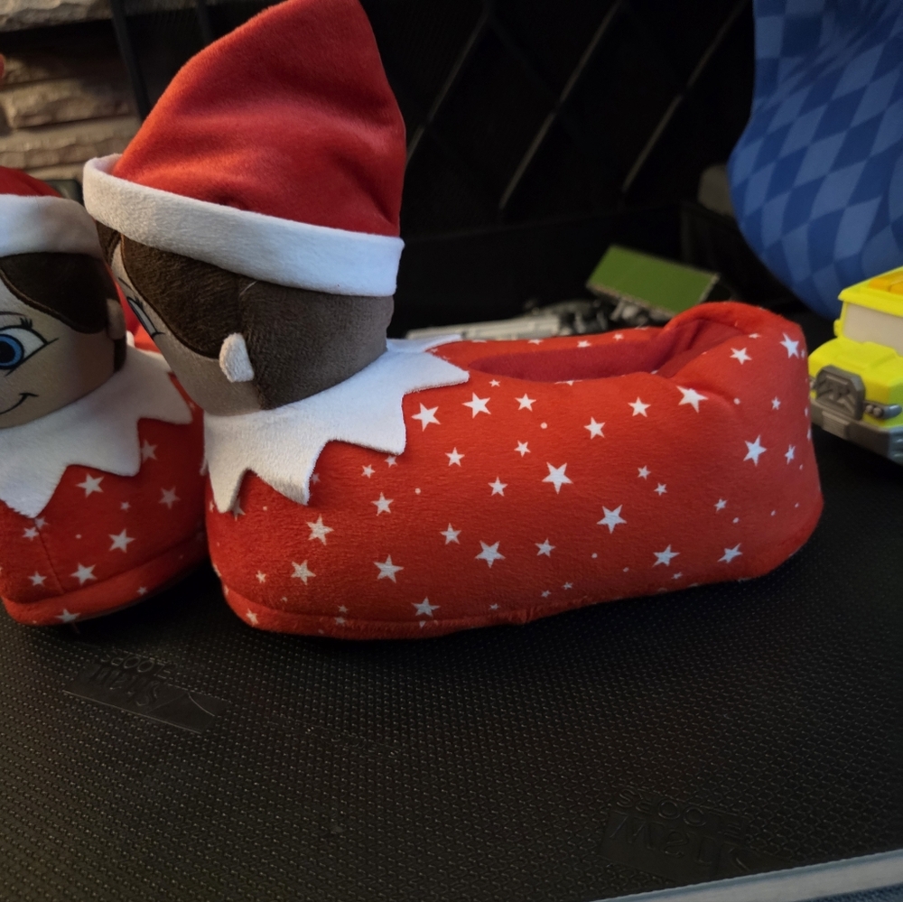 Elf On The Shelf Slippers - Picture 6 of 6